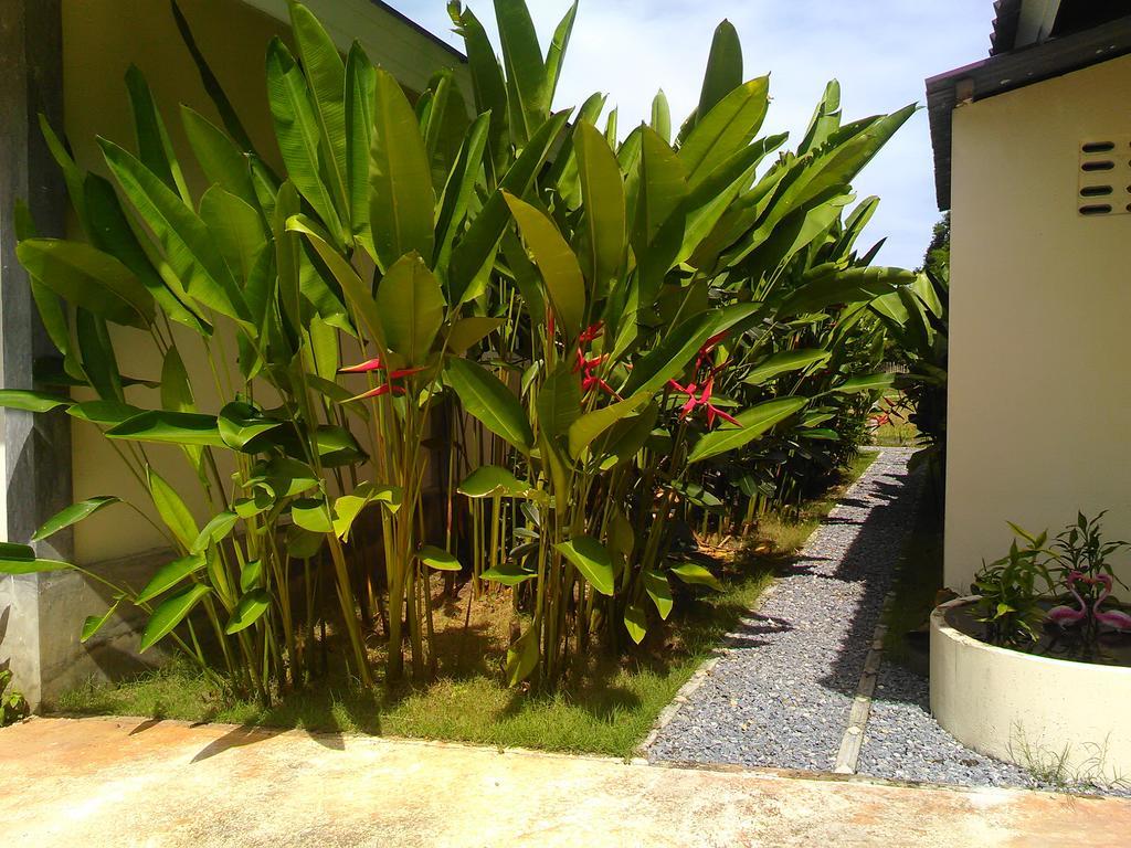 Khanom Garden Suite Экстерьер фото