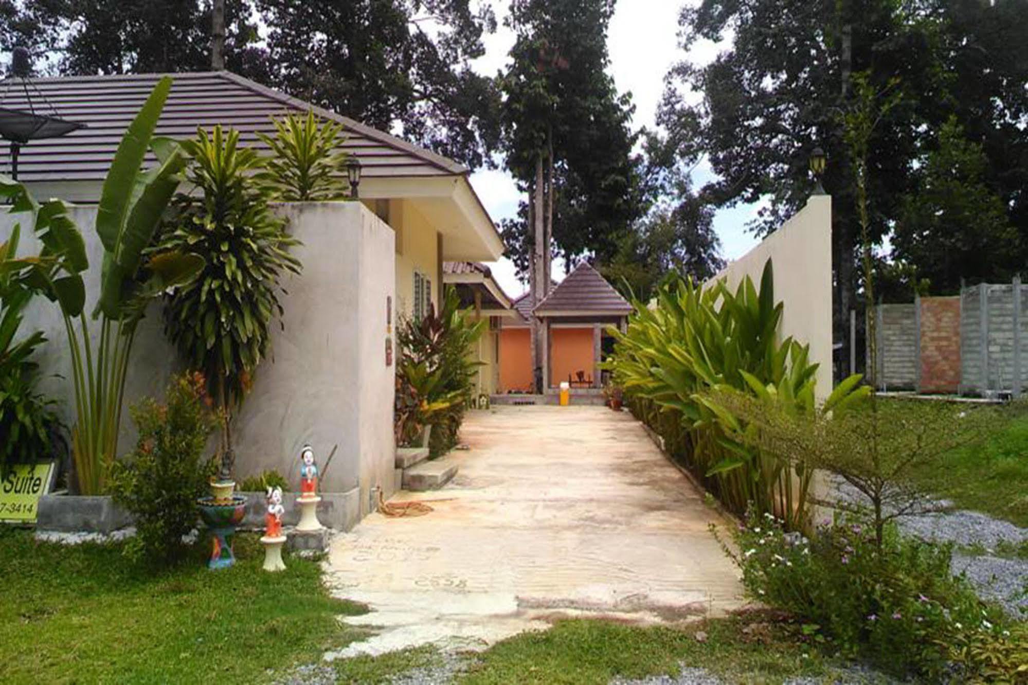 Khanom Garden Suite Экстерьер фото