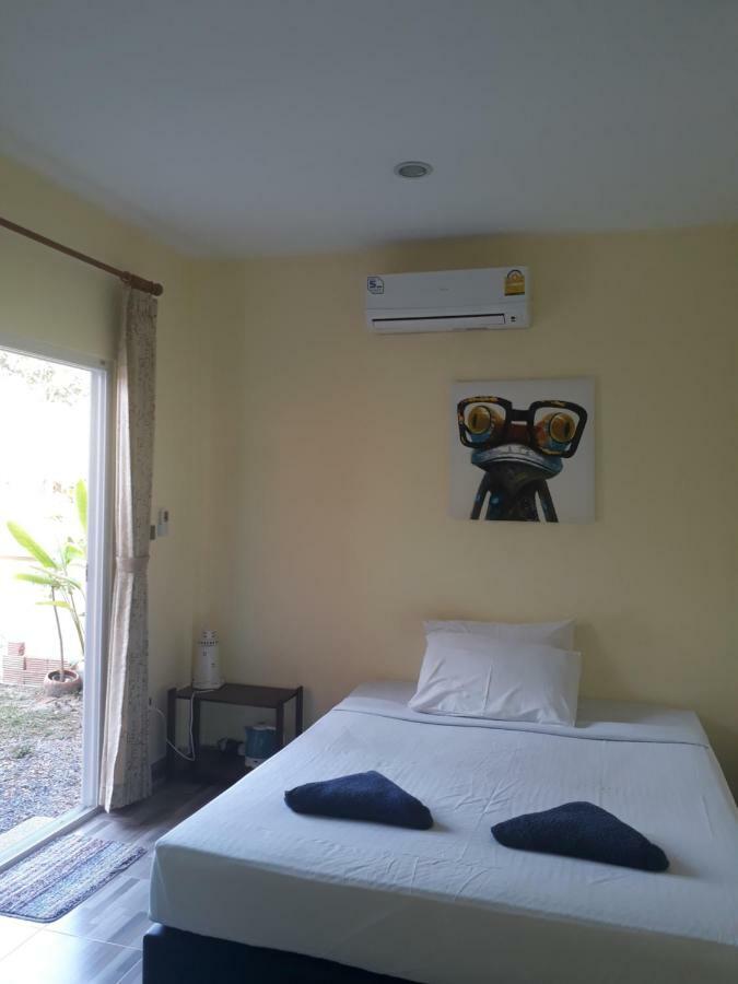Khanom Garden Suite Экстерьер фото